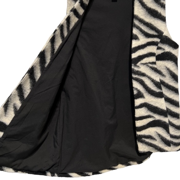 CHICO’S Zebra Print Wool Blend Vest Medium - Picture 7 of 14